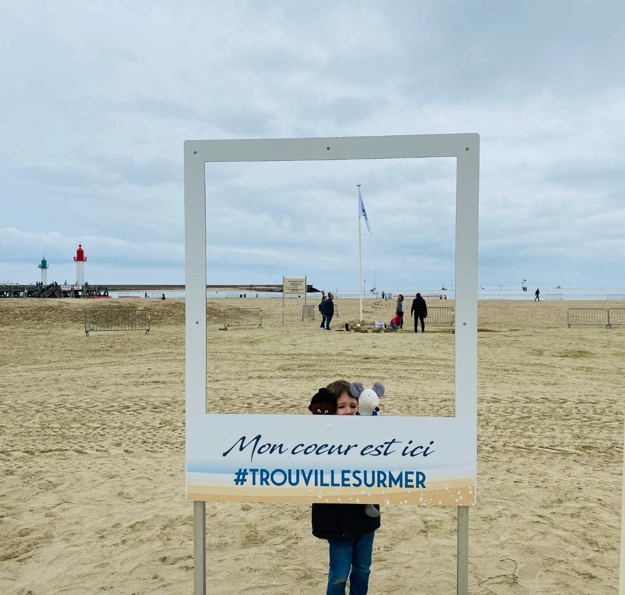 Hotel Les Nord'Mandines Trouville-sur-Mer Exterior foto
